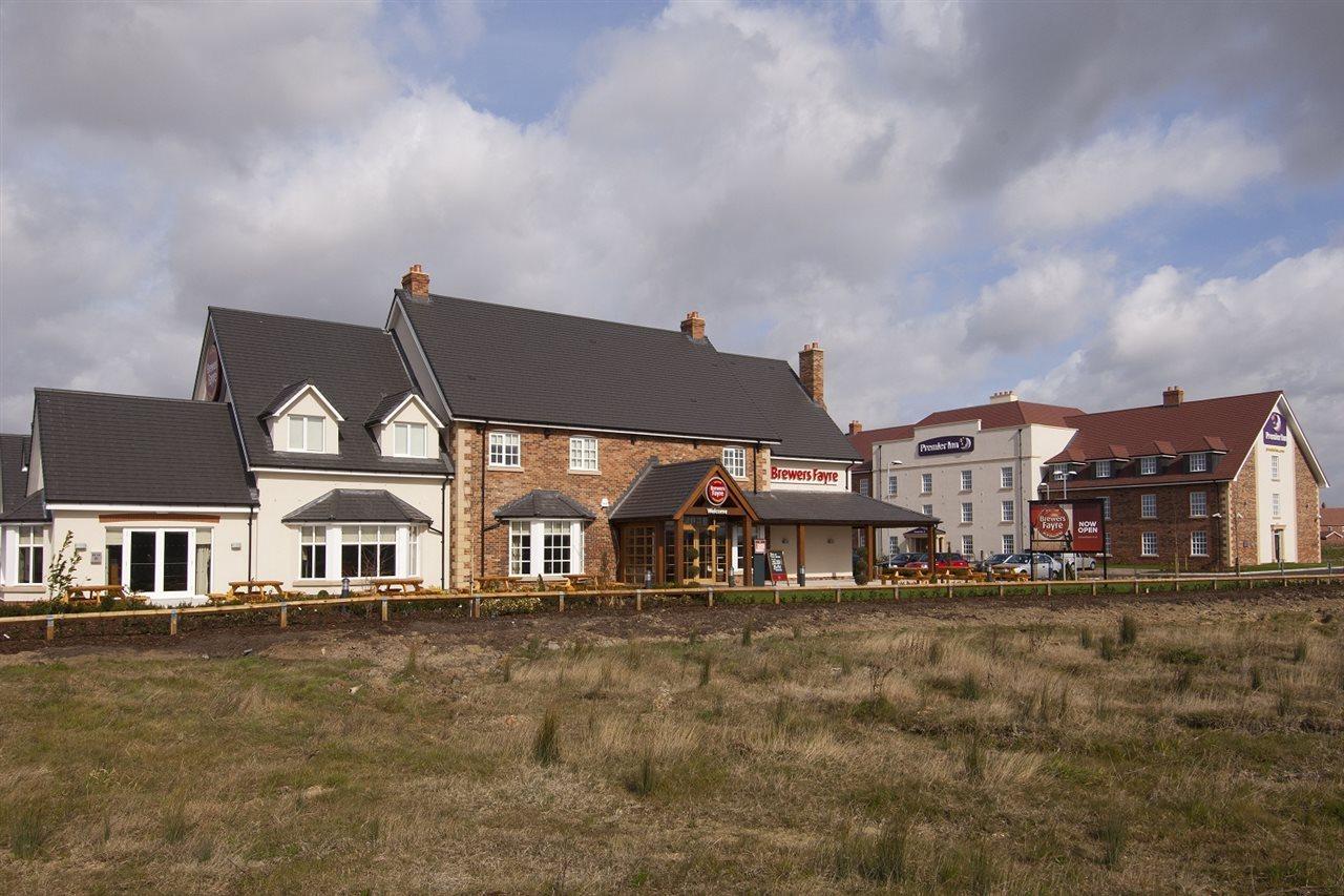 Premier Inn Bedford South Kempston Exterior foto